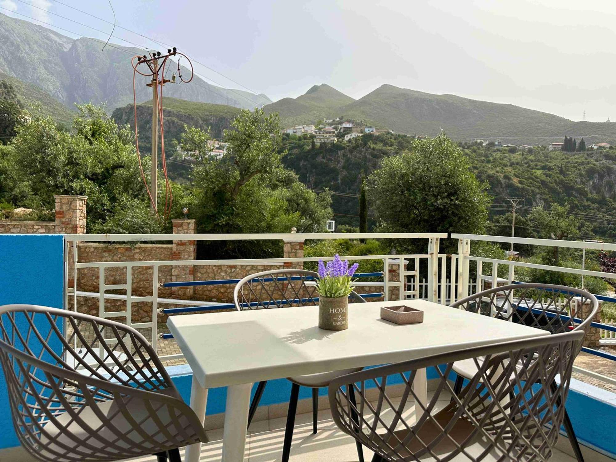 Tropicana Apartments Dhermi Exterior photo